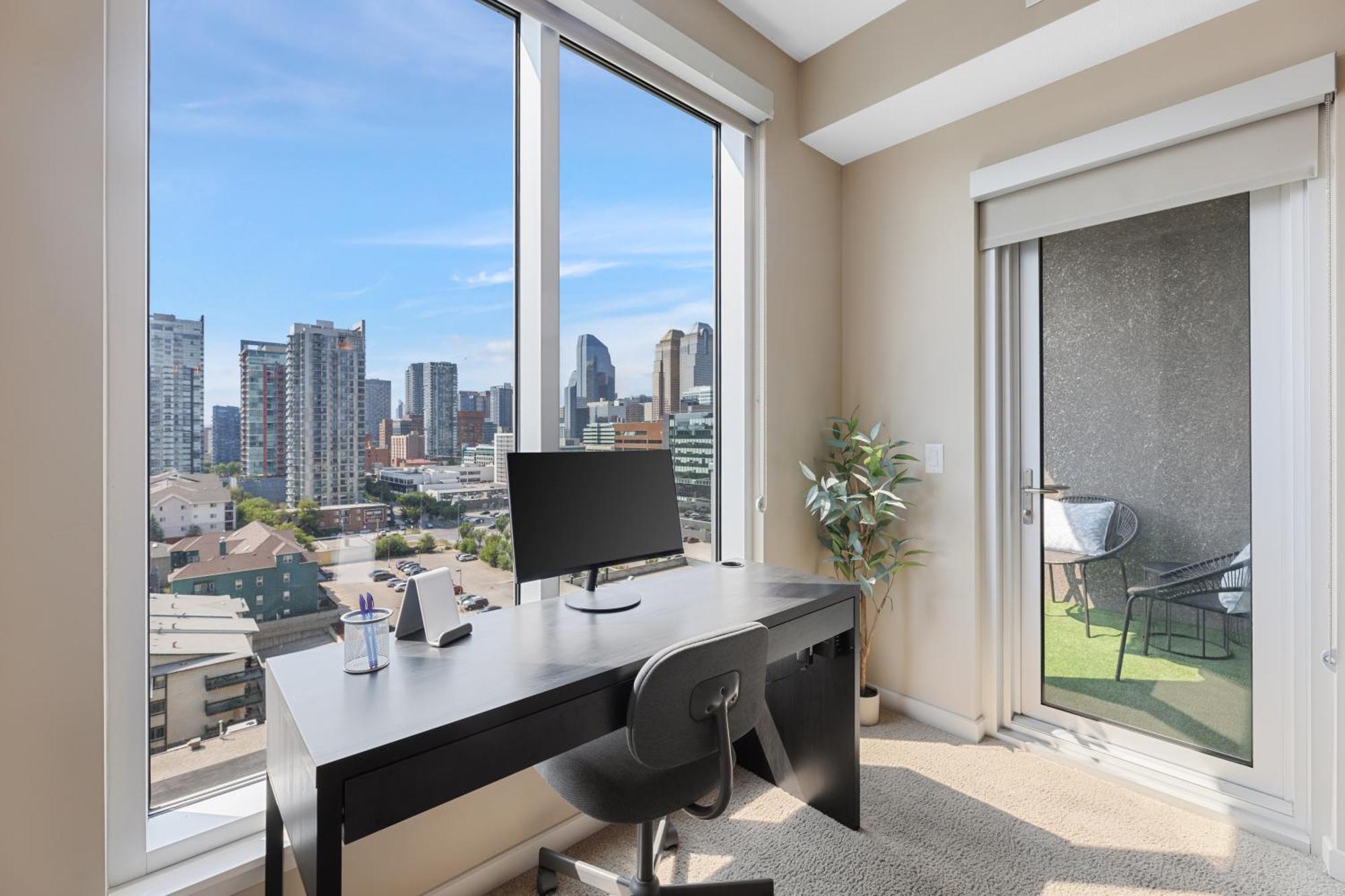 Heart Of Downtown Calgary Spacious Luxury Condo With Stunning Views And Premium Amenities מראה חיצוני תמונה